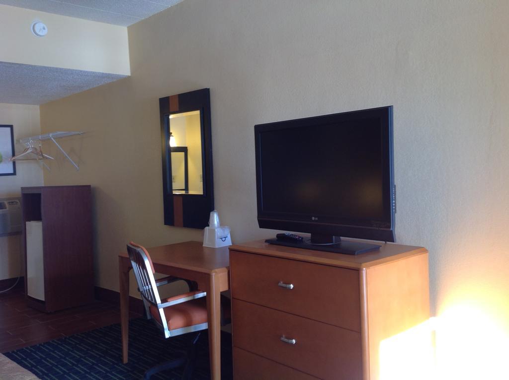 Diamond Inn & Suites Richmond Eksteriør billede
